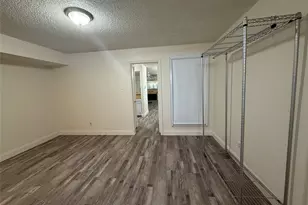 9807 Walnut St, Dallas, TX 75243 - Photo 14
