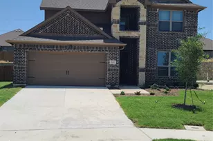 525 Hillcrest Cir, Justin, TX 76247 - Photo 1