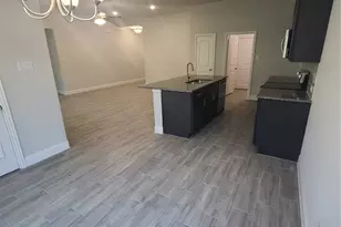 525 Hillcrest Cir, Justin, TX 76247 - Photo 8