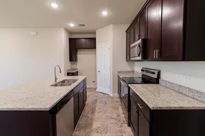 572 Ruthye Lane, Pilot Point, TX 76258 - Photo 14