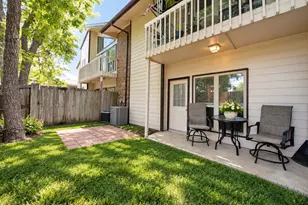 7107 Holly Hill Dr, Dallas, TX 75231 - Photo 2