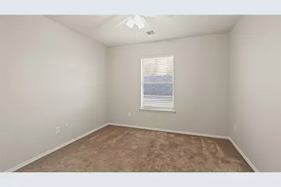 9204 Warren Drive, McKinney, TX 75071 - Photo 16