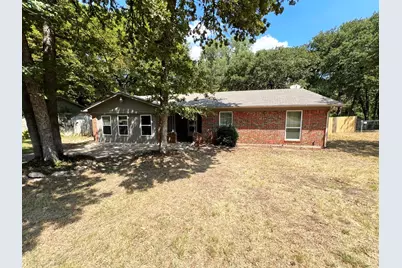 213 Glenhaven Drive, Azle, TX 76020 - Photo 2