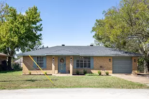 600 Mary St, Aubrey, TX 76227 - Photo 1
