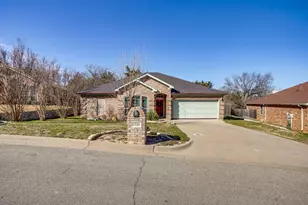 2226 Creek Side Dr, Weatherford, TX 76087 - Photo 40