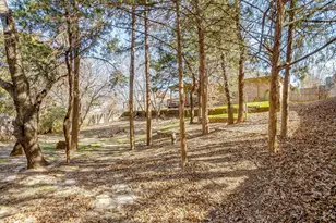 2226 Creek Side Dr, Weatherford, TX 76087 - Photo 36