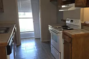 2400 Monte Carlo Dr, Arlington, TX 76015 - Photo 4