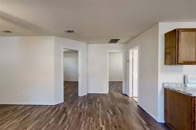 4413 Vermont Avenue #B, Fort Worth, TX 76115 - Photo 8