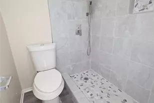 2400 Monte Carlo Dr, Arlington, TX 76015 - Photo 6