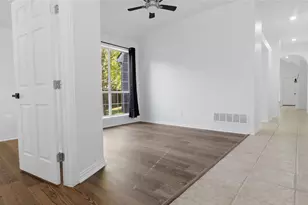 304 Turtle Ct, McKinney, TX 75072 - Photo 8