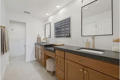 3501 Dickason Avenue #B, Dallas, TX 75219 - Photo 28