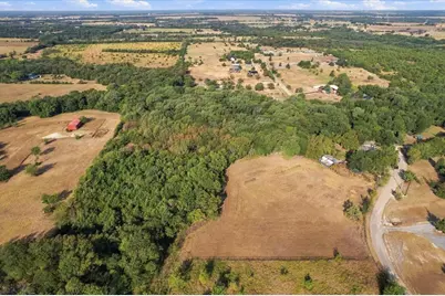 435 County Road 4446, Whitewright, TX 75491 - Photo 10