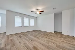 4016 Kaufman Ct, Little Elm, TX 75068 - Photo 16