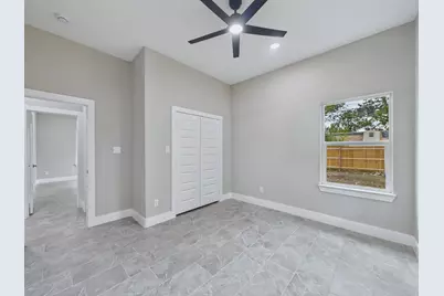 948 Marion Avenue, Fort Worth, TX 76104 - Photo 12