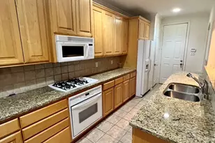 4444 Jardin St, Irving, TX 75038 - Photo 6