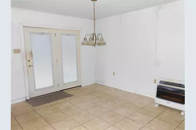 712 N Allyn Avenue E, Mount Calm, TX 76673 - Photo 14
