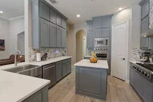 1504 Daisy Ln, Flower Mound, TX 75028 - Photo 10