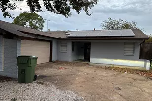 3709 Classic Dr, Garland, TX 75042 - Photo 2