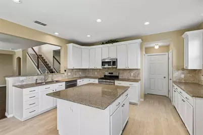 8410 Lexington Court, Rowlett, TX 75089 - Photo 8