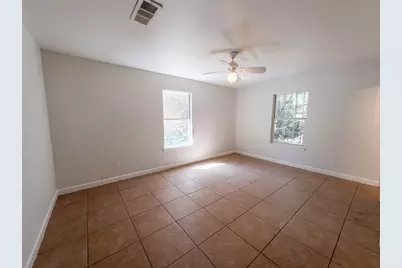 1322 E Waco Avenue, Dallas, TX 75216 - Photo 10