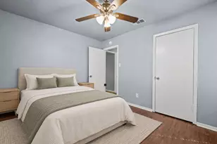 1729 W Doyle St, Granbury, TX 76048 - Photo 22