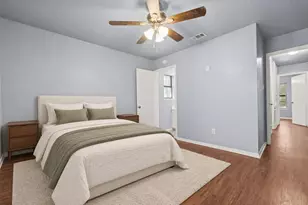 1729 W Doyle St, Granbury, TX 76048 - Photo 18
