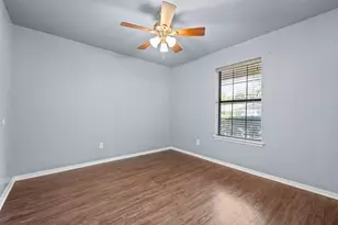 1729 W Doyle St, Granbury, TX 76048 - Photo 28