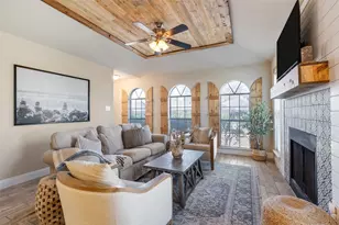 2918 Clover Ln, Euless, TX 76039 - Photo 6