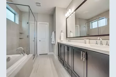 1074 Manacor Lane, Dallas, TX 75212 - Photo 6