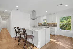 103 S Plymouth Rd, Dallas, TX 75211 - Photo 8