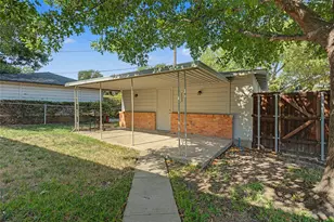 103 S Plymouth Rd, Dallas, TX 75211 - Photo 26