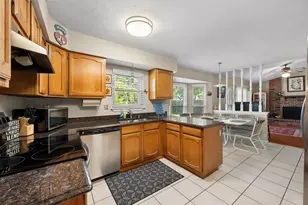 2215 Villanova St, Arlington, TX 76018 - Photo 8