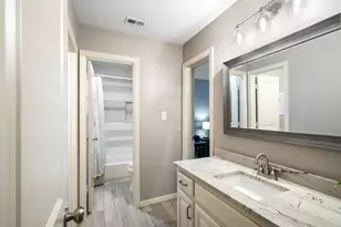15605 Crown Cove Ln, Frisco, TX 75035 - Photo 24