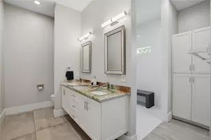 180 S Cisco St, Dallas, TX 75246 - Photo 12
