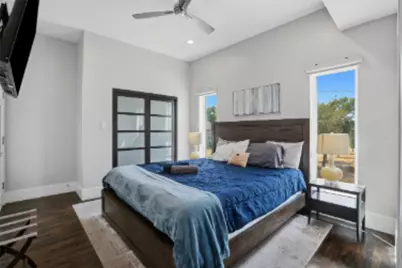 180 S Cisco Street, Dallas, TX 75246 - Photo 20