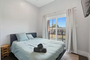 180 S Cisco St, Dallas, TX 75246 - Photo 14