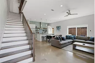 180 S Cisco St, Dallas, TX 75246 - Photo 4