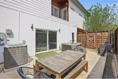 180 S Cisco Street, Dallas, TX 75246 - Photo 22