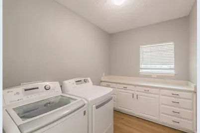 3909 Trail Lake Drive, Fort Worth, TX 76109 - Photo 16