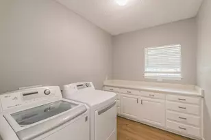 3909 Trail Lake Dr, Fort Worth, TX 76109 - Photo 16