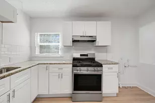 1608 Maple Dr, Garland, TX 75042 - Photo 14