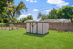1608 Maple Dr, Garland, TX 75042 - Photo 28
