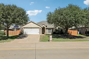 705 McAlpin Rd, Midlothian, TX 76065 - Photo 1