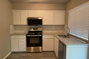 1517 Vanderbilt Dr, Arlington, TX 76014 - Photo 4