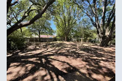 1517 Vanderbilt Drive, Arlington, TX 76014 - Photo 10