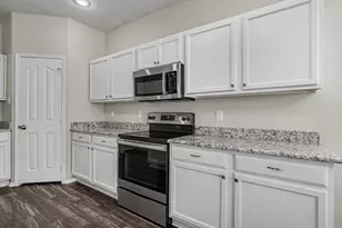 636 Tradewind Dr, Fort Worth, TX 76131 - Photo 6