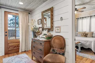 605 W Ronda St, West, TX 76691 - Photo 4