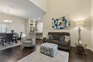 8209 Main St, North Richland Hills, TX 76182 - Photo 8