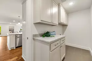 9339 Springwater Dr, Dallas, TX 75228 - Photo 14