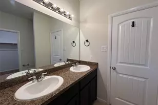 609 Buzzard Lake Trl, Fort Worth, TX 76120 - Photo 30